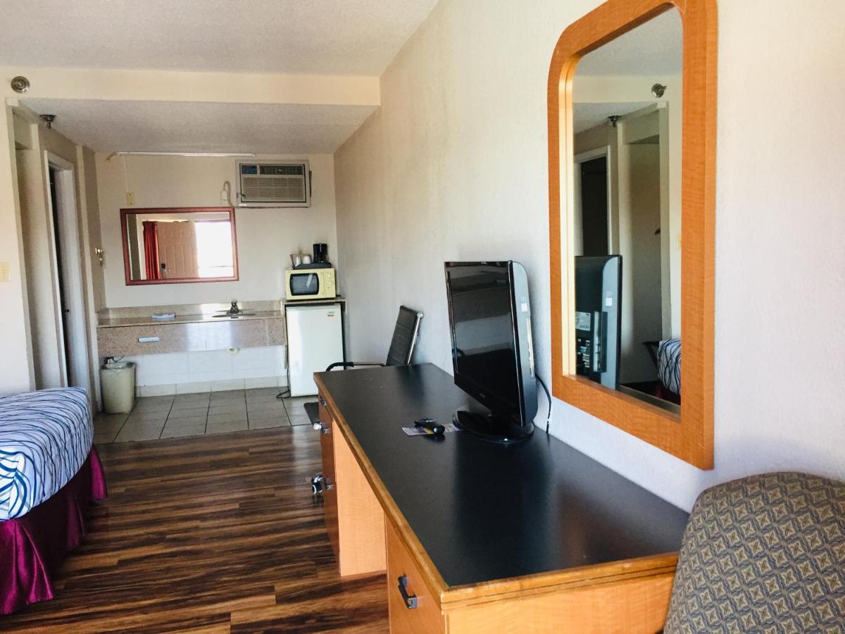 Bear Mount Inn & Suites بيدجن فورج المظهر الخارجي الصورة