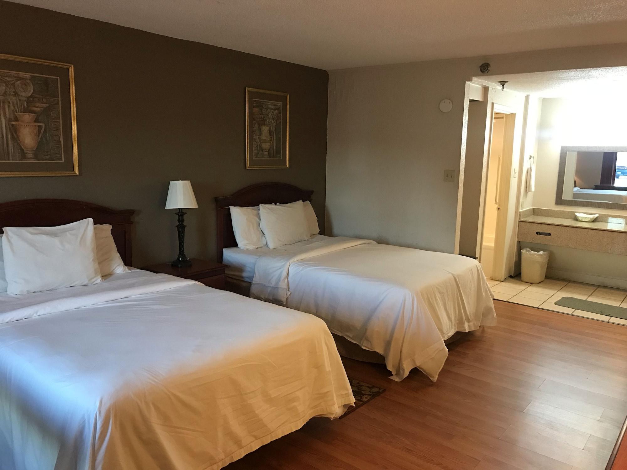 Bear Mount Inn & Suites بيدجن فورج المظهر الخارجي الصورة