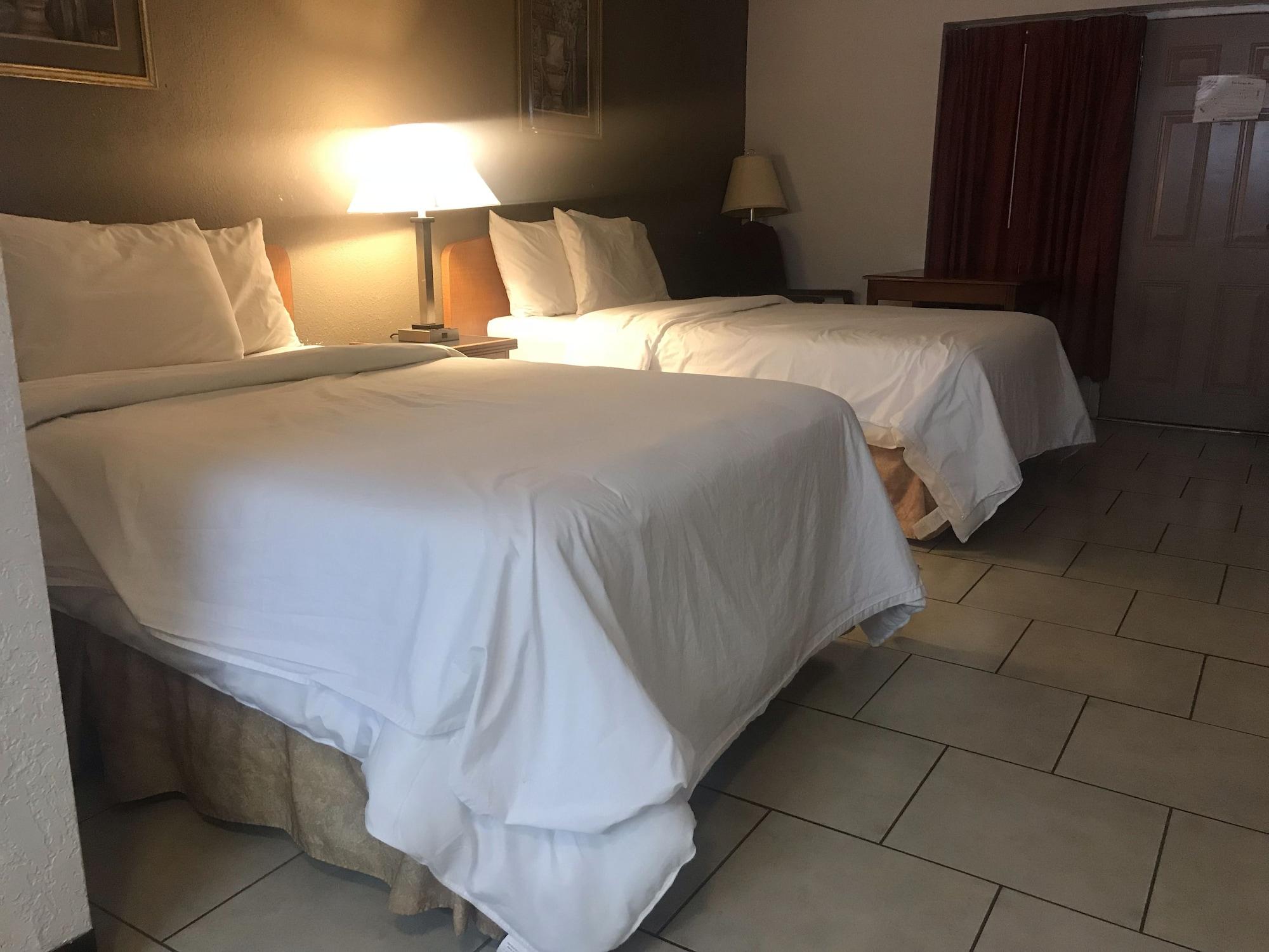 Bear Mount Inn & Suites بيدجن فورج المظهر الخارجي الصورة