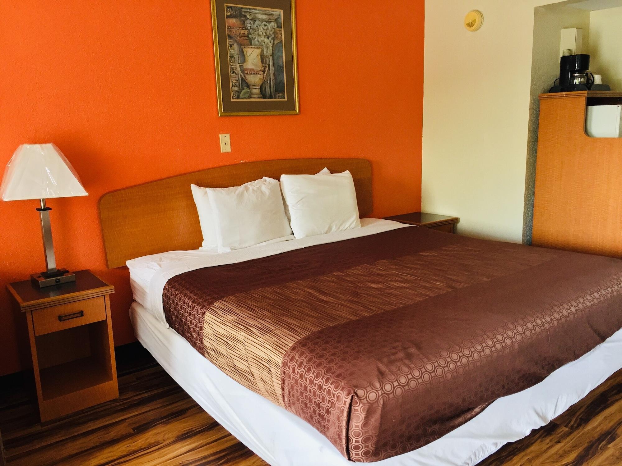 Bear Mount Inn & Suites بيدجن فورج المظهر الخارجي الصورة