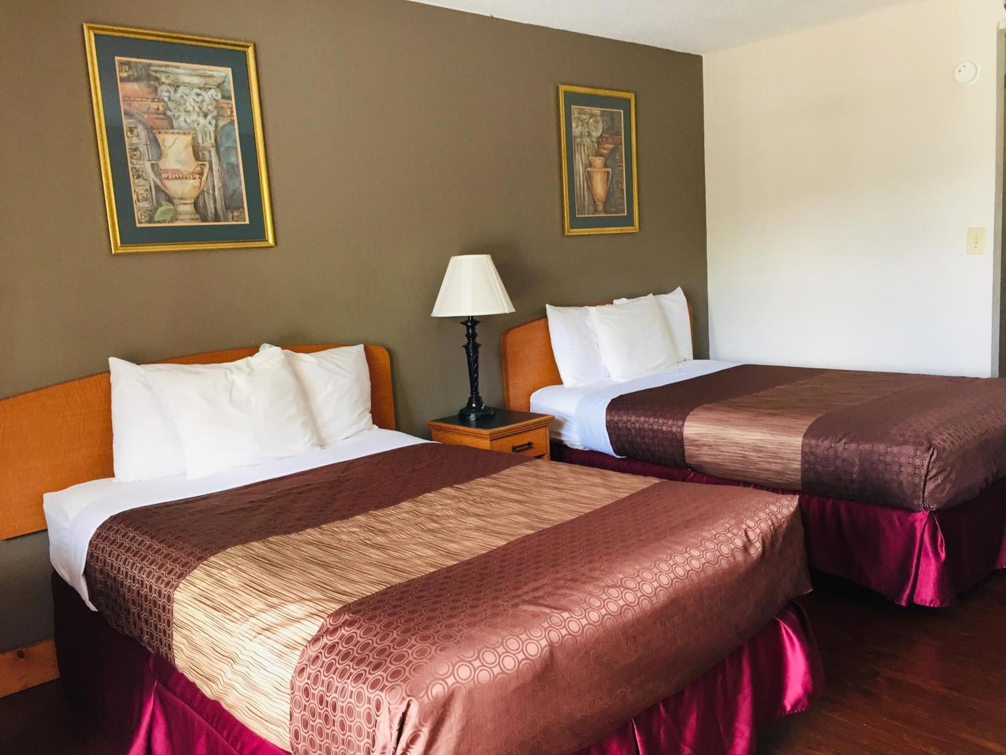 Bear Mount Inn & Suites بيدجن فورج الغرفة الصورة
